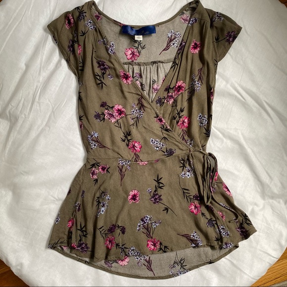 Faux Wrap Blouse - Picture 5 of 7